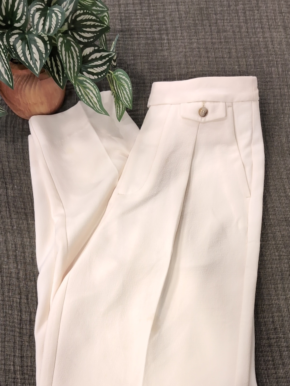 Madewell Cream High-Waist Pleated Trousers